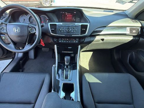 Used 2017 Honda Accord LX image 26