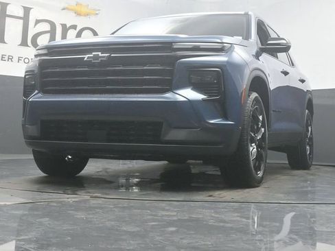 New 2026 Chevrolet Traverse LT w/ Midnight/Sport Edition AWD/4WD image 35