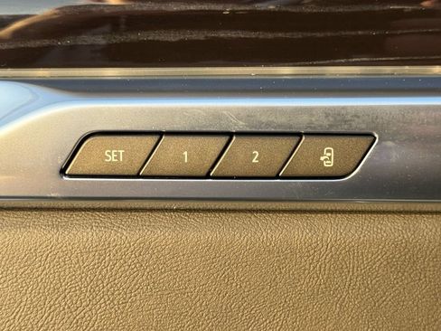 New 2026 Cadillac Escalade ESV Sport w/ LPO, ONYX Package image 17