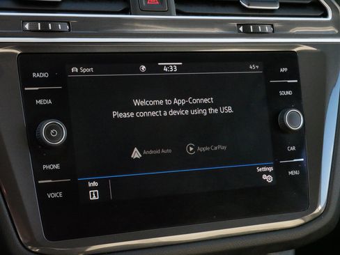 Certified 2024 Volkswagen Tiguan S image 22