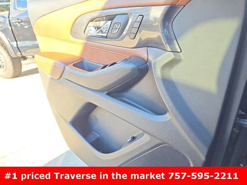 Used 2020 Chevrolet Traverse High Country w/ LPO, Floor Liner Package image 19