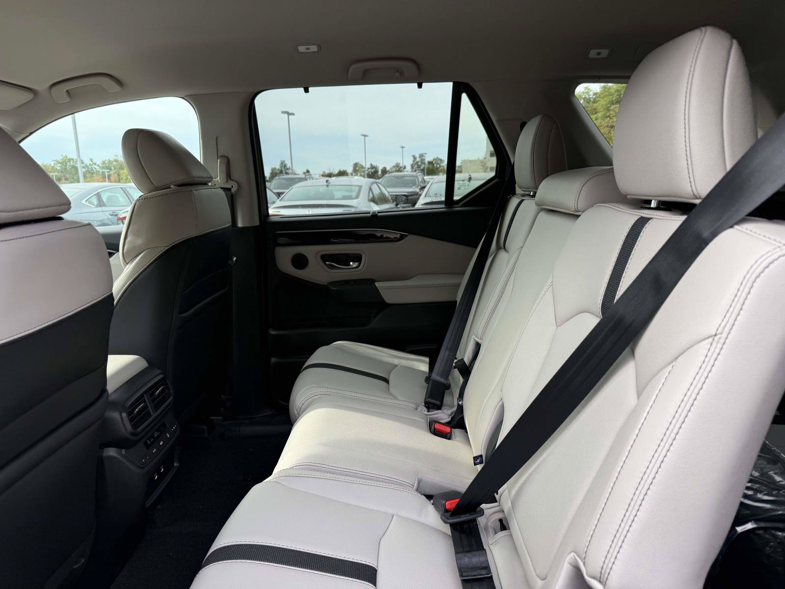 New 2026 Honda Pilot EX-L image 13