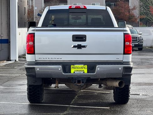 Used 2019 Chevrolet Silverado 2500 LT w/ LT Convenience Package image 5