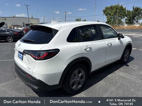 Used 2026 Honda HR-V LX image 4