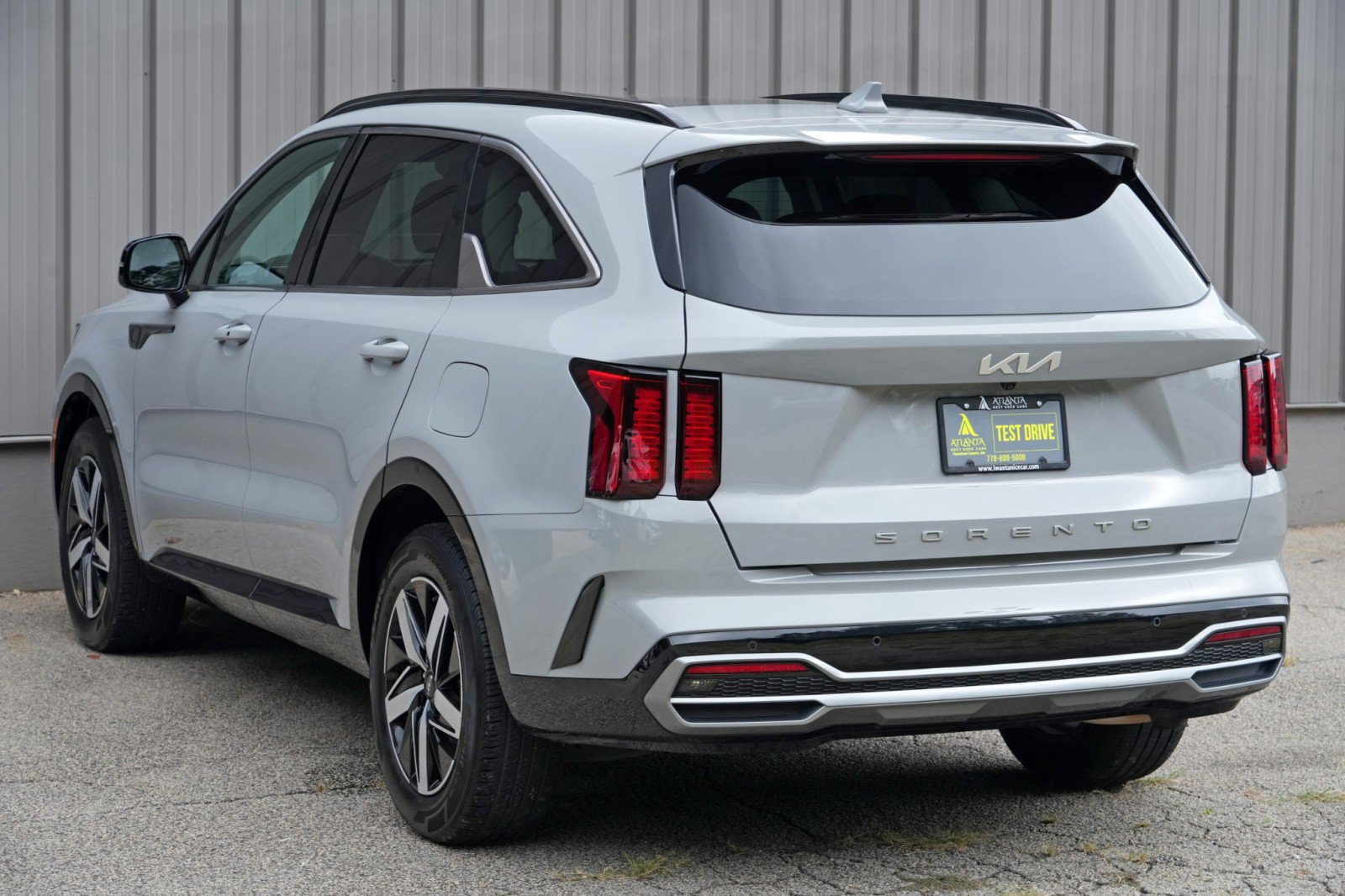 Used 2022 Kia Sorento EX w/ Panoramic Sunroof Package FWD image 48