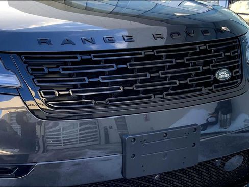 Used 2026 Land Rover Range Rover Velar Dynamic SE image 29