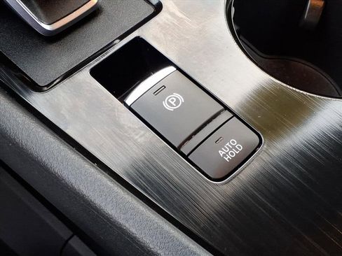 Certified 2023 Nissan Rogue S image 13