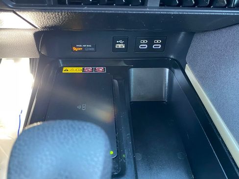 Used 2025 Toyota Camry LE FWD image 24