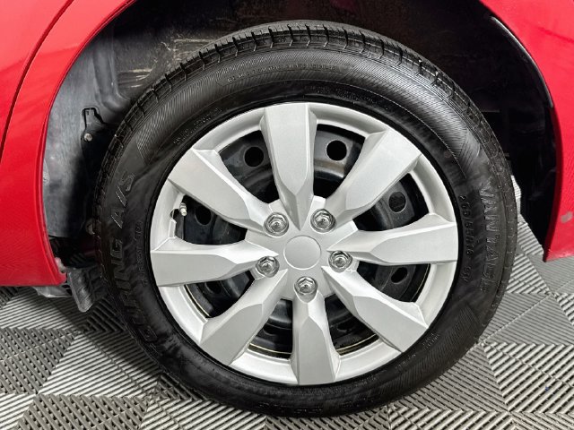 Used 2017 Toyota Corolla LE FWD image 33