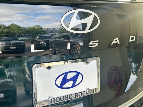 New 2026 Hyundai Palisade Calligraphy FWD image 21