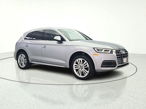 Used 2018 Audi Q5 2.0T Premium Plus w/ Premium Plus Package AWD/4WD image 9