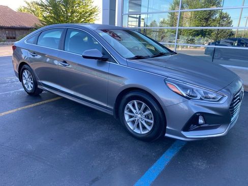 Used 2019 Hyundai Sonata SE FWD image 3