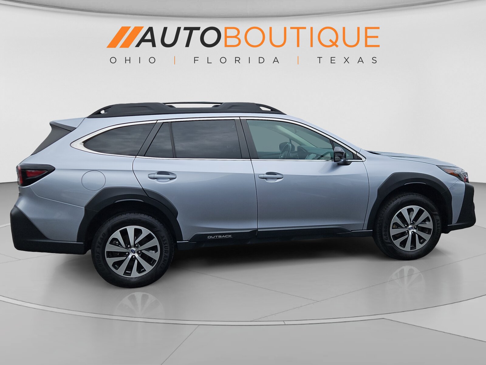Used 2024 Subaru Outback Premium AWD/4WD image 6