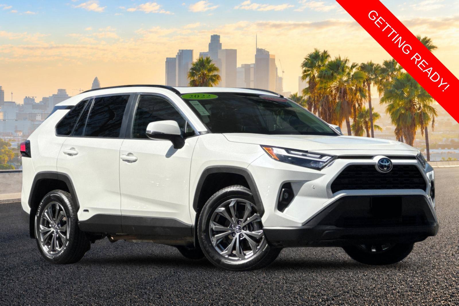 Used 2022 Toyota RAV4 XLE Premium AWD/4WD image 2