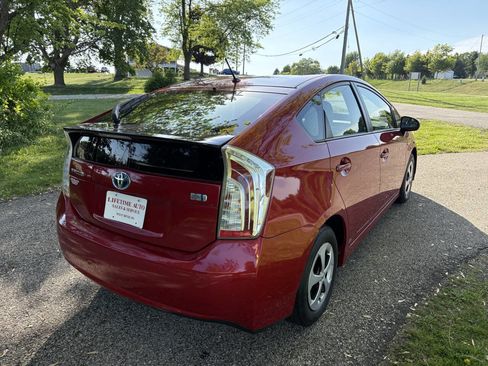 Used 2013 Toyota Prius Two FWD image 5