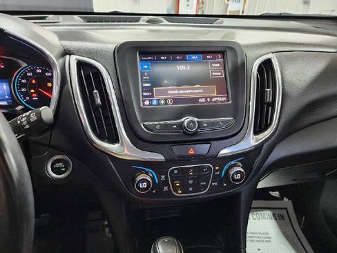 Used 2020 Chevrolet Equinox LT image 14