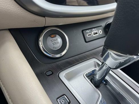 Used 2023 Nissan Murano Platinum AWD/4WD image 35