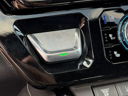 New 2026 GMC Sierra 2500 AT4X AWD/4WD image 32