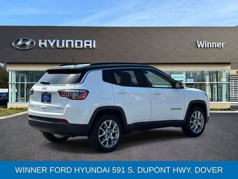 Used 2025 Jeep Compass Limited AWD/4WD image 5