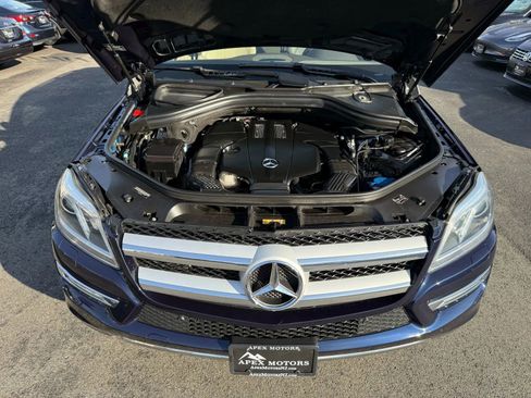 Used 2015 Mercedes-Benz GL 450 4MATIC image 54