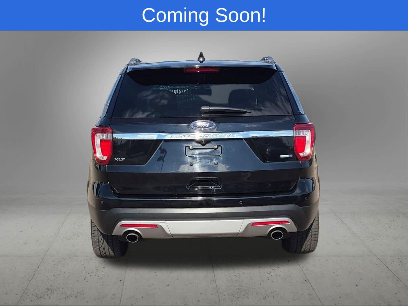 Used 2016 Ford Explorer XLT w/ Equipment Group 202A AWD/4WD image 5