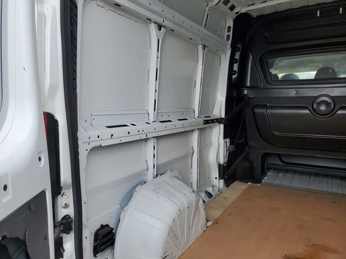 Used 2023 RAM ProMaster 2500 w/ Crew Van Package image 9