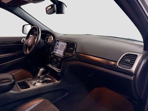 Used 2020 Jeep Grand Cherokee Altitude image 29