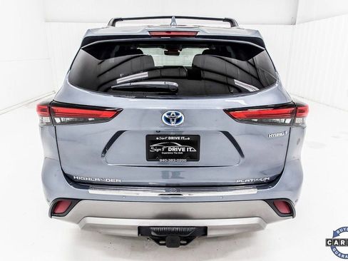 Used 2023 Toyota Highlander Platinum image 6