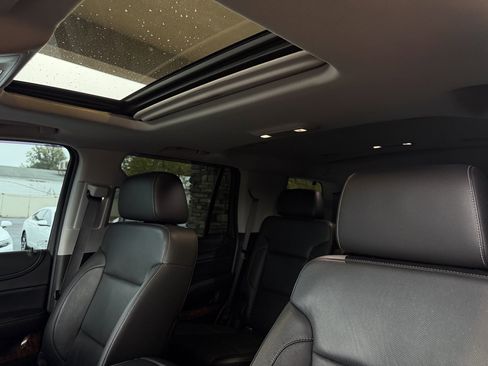 Used 2015 Chevrolet Tahoe LTZ AWD/4WD image 13