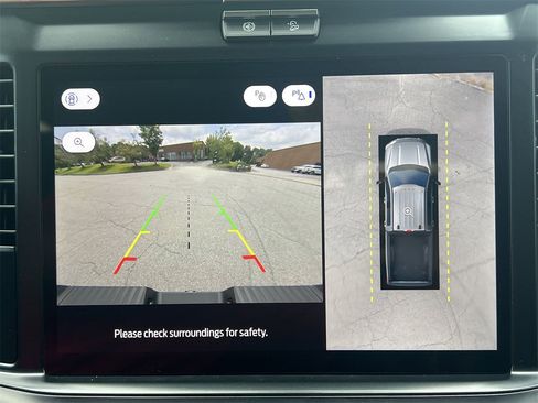 New 2026 Ford F250 Lariat w/ Black Appearance Package image 3