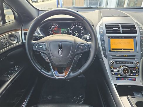 Used 2019 Lincoln MKZ Reserve image 12