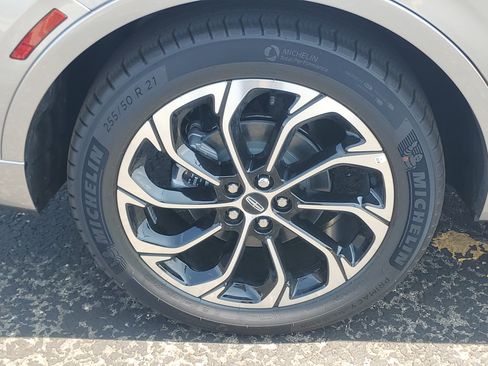 New 2026 Lincoln Nautilus Reserve AWD/4WD image 5