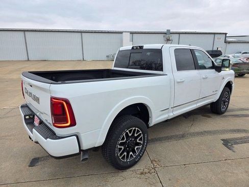 New 2025 RAM 2500 Limited AWD/4WD image 8