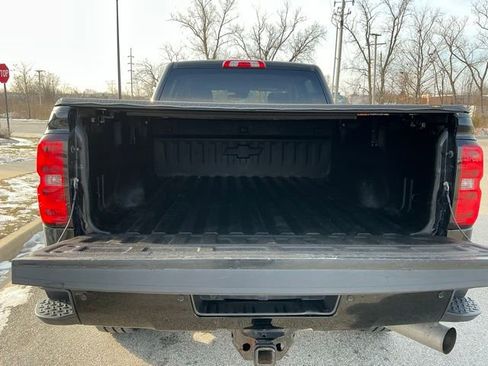 Used 2016 Chevrolet Silverado 2500 High Country w/ Duramax Plus Package image 14