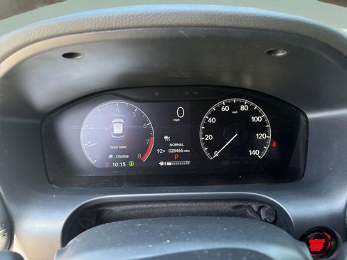 Certified 2024 Honda HR-V LX image 12