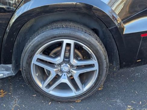 Used 2017 Mercedes-Benz GLS 550 4MATIC image 10