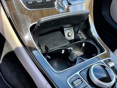 Used 2019 Mercedes-Benz C 300 Sedan image 16