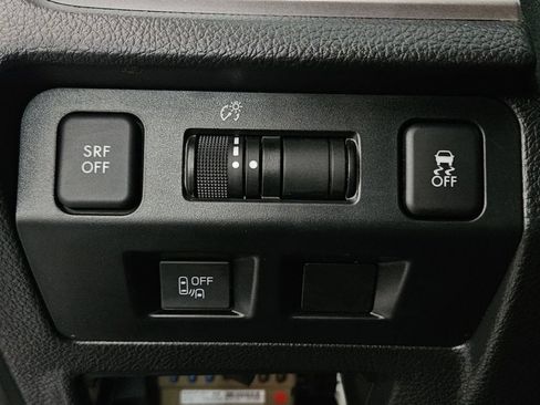 Used 2017 Subaru Crosstrek 2.0i Premium AWD/4WD image 14