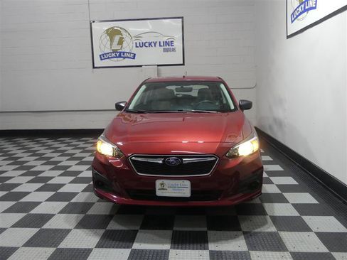 Used 2018 Subaru Impreza 2.0i w/ Popular Package #2 AWD/4WD image 2