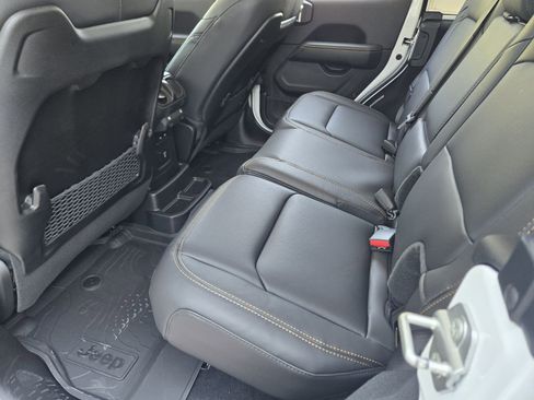 New 2025 Jeep Wrangler Sahara image 22