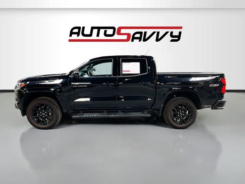 Used 2024 Chevrolet Colorado Z71 w/ LPO, Dark Essentials Package AWD/4WD image 4