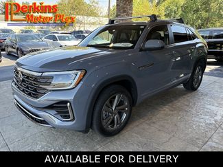 Used 2024 Volkswagen Atlas Cross Sport SEL R-Line AWD/4WD video 1
