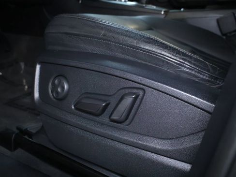 Used 2018 Audi Q5 2.0T Premium Plus w/ Premium Plus Package image 18