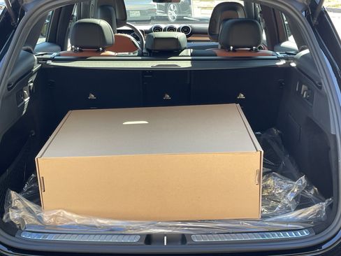 New 2026 Mercedes-Benz GLC 43 AMG 4MATIC image 9