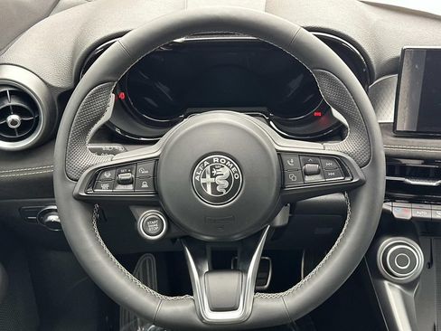 New 2026 Alfa Romeo Tonale w/ Active Assist Package AWD/4WD image 20