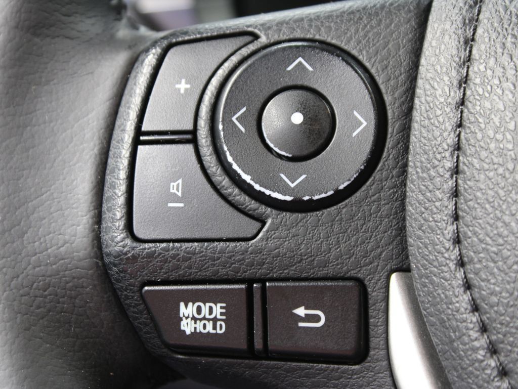 Used 2015 Toyota Corolla S FWD image 44