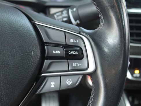 Used 2019 Honda Accord Sport image 17