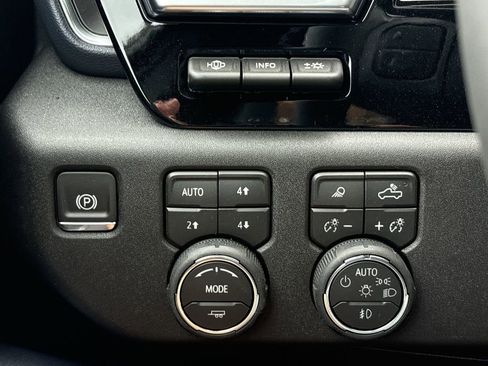 New 2026 Chevrolet Silverado 3500 High Country w/ Technology Package image 37