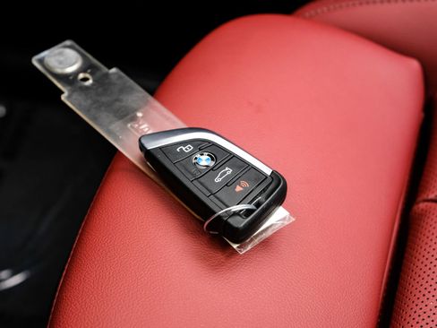 Used 2025 BMW X4 xDrive30i image 63