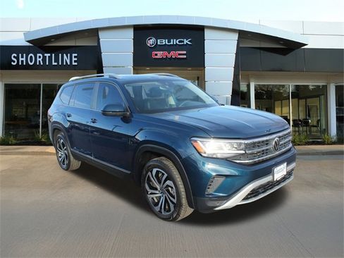 Used 2023 Volkswagen Atlas SEL image 2